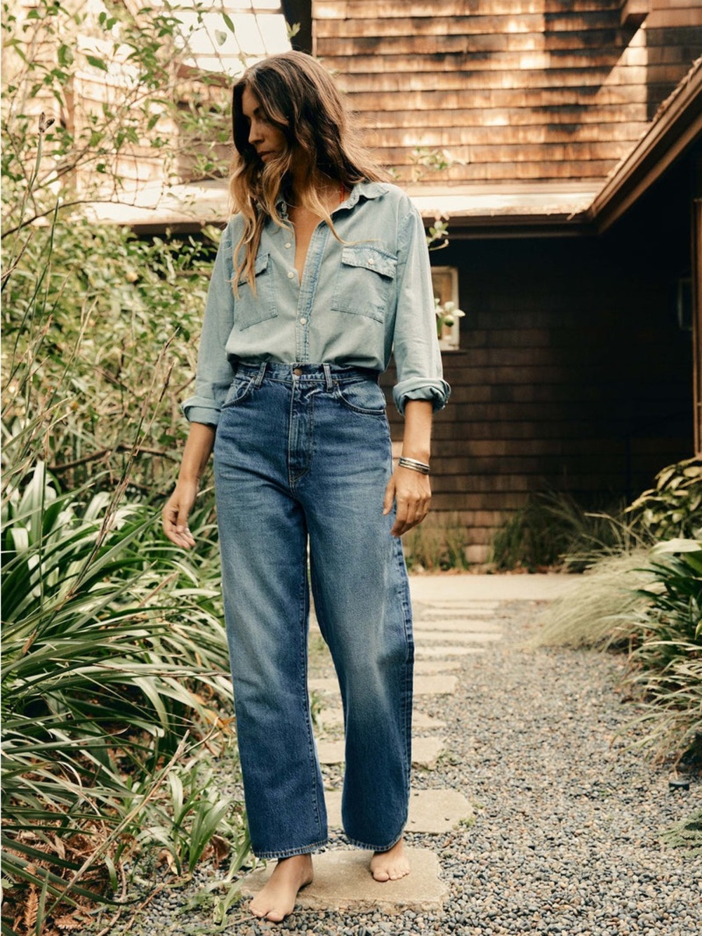 Imogene + Willie Catherine Relaxed Straight Leg Jeans in Abilene
